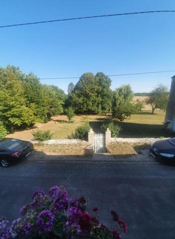 Chez Zoiseau Et Zoiseautte Bed and Breakfast Chassigny Εξωτερικό φωτογραφία