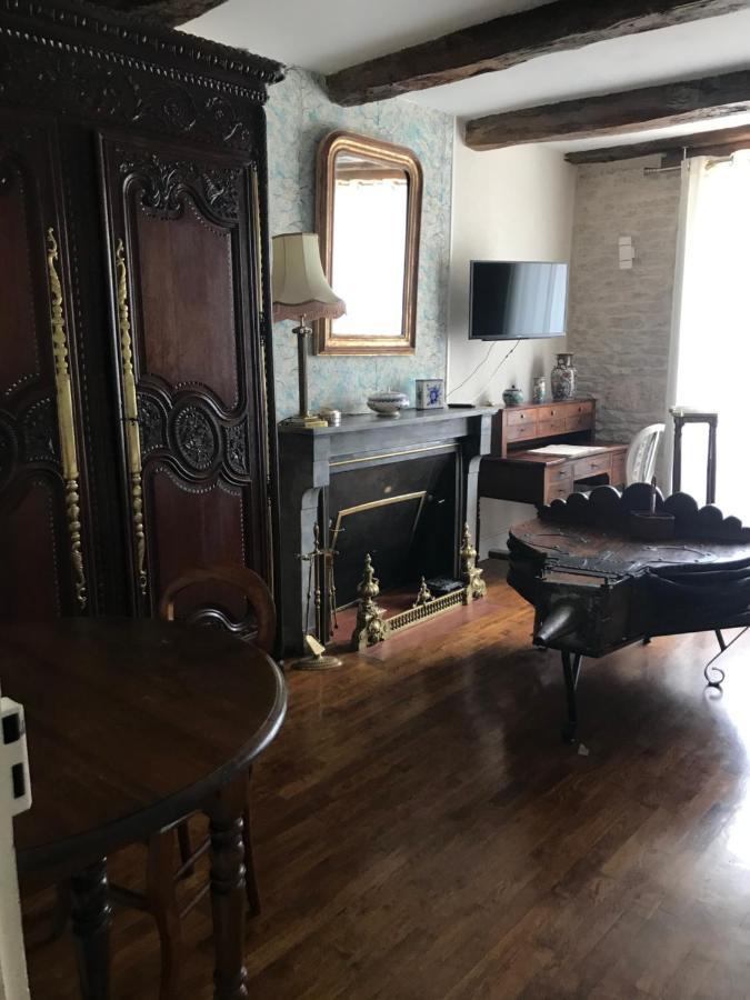 Chez Zoiseau Et Zoiseautte Bed and Breakfast Chassigny Εξωτερικό φωτογραφία